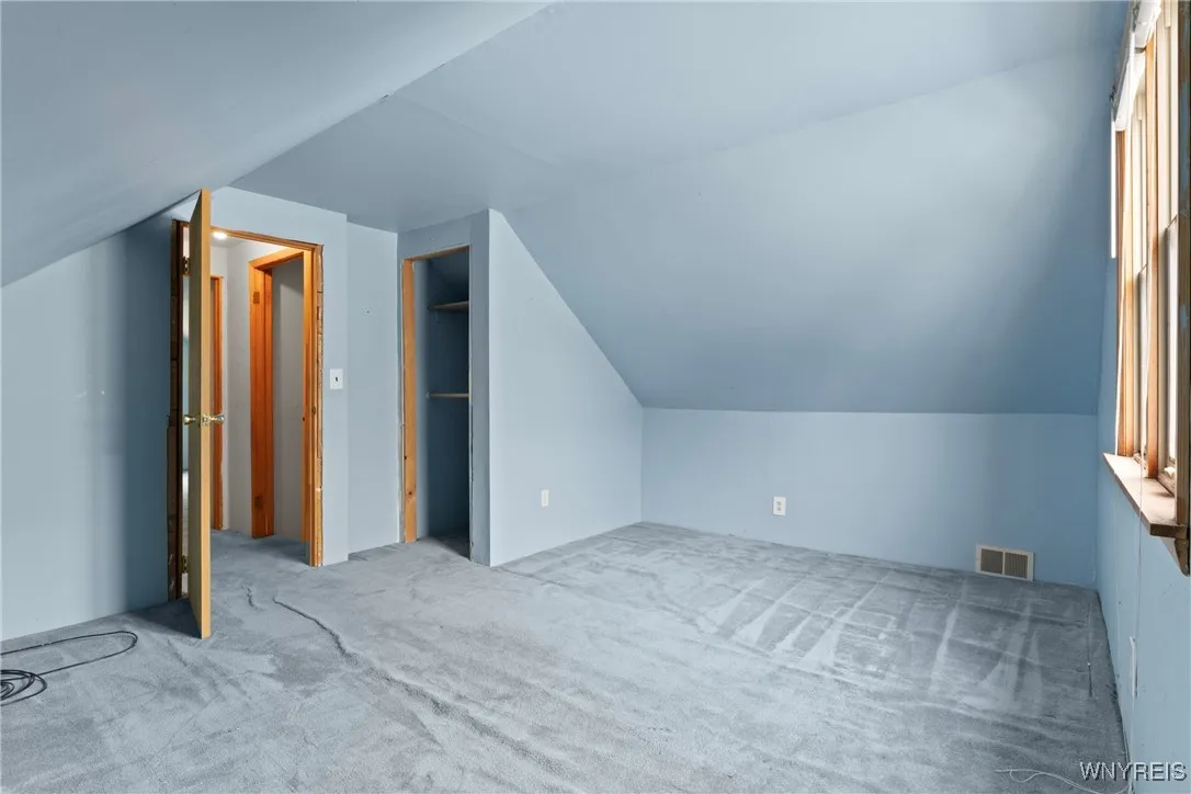 113 Rondelay Drive, Cheektowaga, New York 14227, Cheektowaga, New York 14227, 4 Bedrooms Bedrooms, 6 Rooms Rooms,1 BathroomBathrooms,Residential,For Sale,113 Rondelay Drive, Cheektowaga, New York 14227,0,B1631414