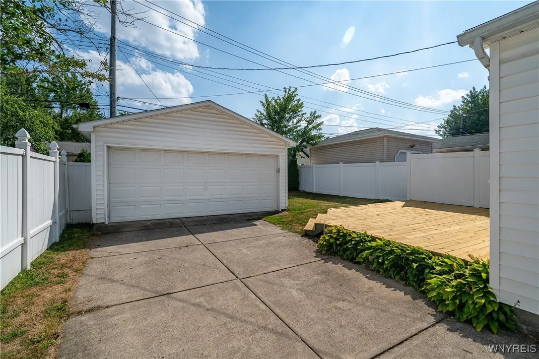 311 Zimmerman Boulevard, Tonawanda, New York 14223, Tonawanda, New York 14223, 3 Bedrooms Bedrooms, 7 Rooms Rooms,2 BathroomsBathrooms,Residential,For Sale,311 Zimmerman Boulevard, Tonawanda, New York 14223,0,B1631440