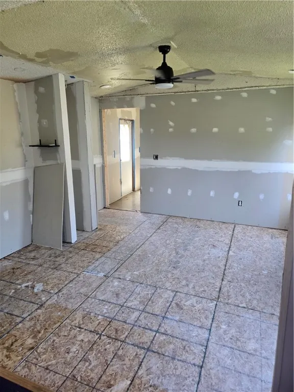 116 Trinity Drive, Clarendon, New York 14470, Clarendon, New York 14470, 2 Bedrooms Bedrooms, 3 Rooms Rooms,2 BathroomsBathrooms,Residential,Closed,116 Trinity Drive, Clarendon, New York 14470,0,R1630471