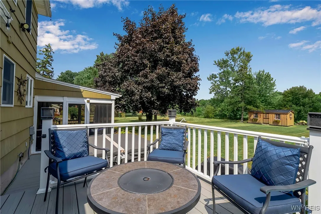 5805 Townline Road, Cambria, New York 14132, Cambria, New York 14132, 4 Bedrooms Bedrooms, 7 Rooms Rooms,2 BathroomsBathrooms,Residential,Closed,5805 Townline Road, Cambria, New York 14132,0,B1631355