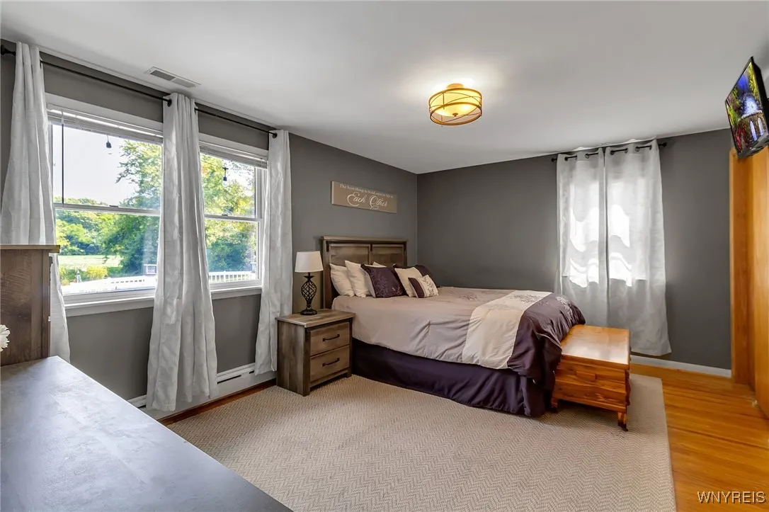 Bed #1 (1st floor)