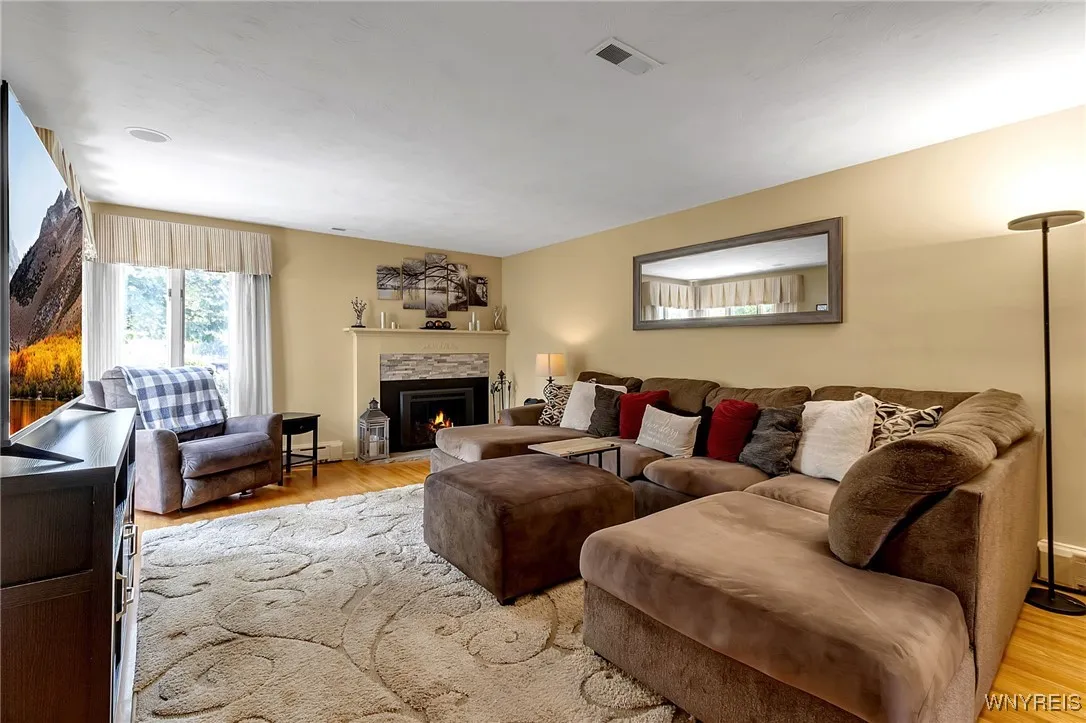 5805 Townline Road, Cambria, New York 14132, Cambria, New York 14132, 4 Bedrooms Bedrooms, 7 Rooms Rooms,2 BathroomsBathrooms,Residential,Closed,5805 Townline Road, Cambria, New York 14132,0,B1631355