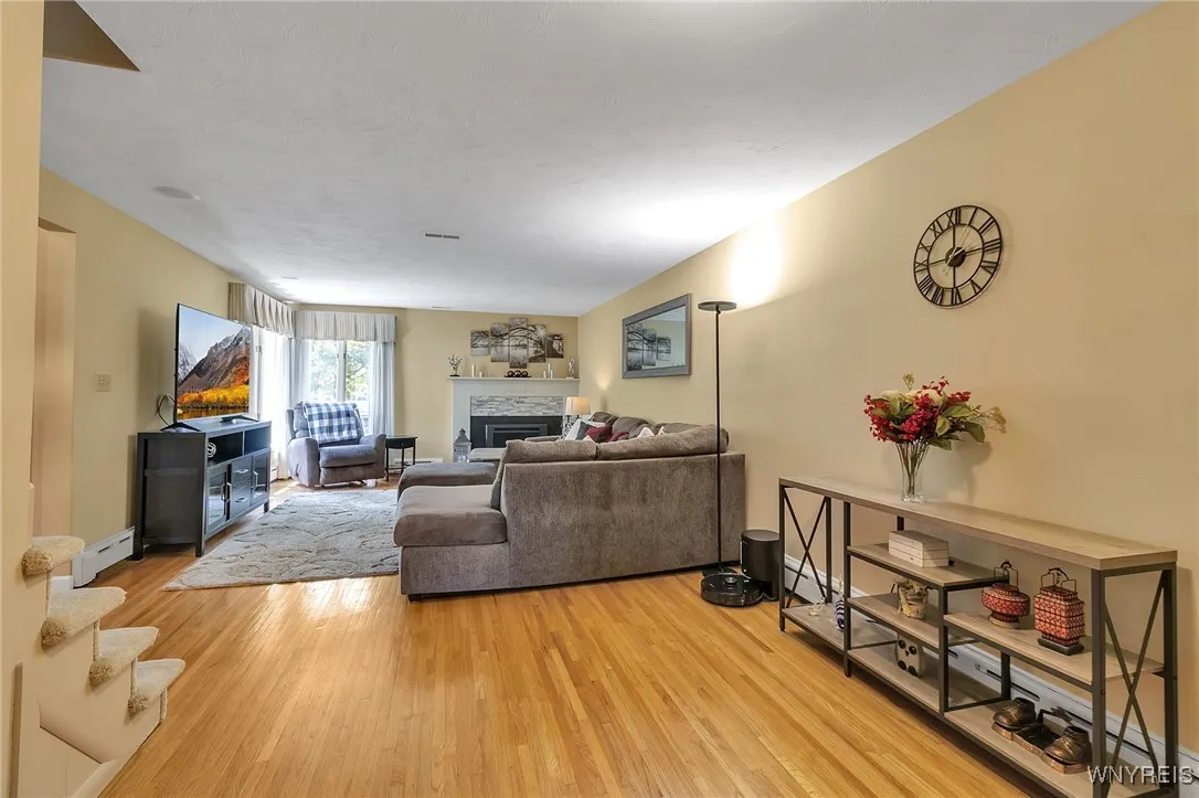 5805 Townline Road, Cambria, New York 14132, Cambria, New York 14132, 4 Bedrooms Bedrooms, 7 Rooms Rooms,2 BathroomsBathrooms,Residential,Closed,5805 Townline Road, Cambria, New York 14132,0,B1631355