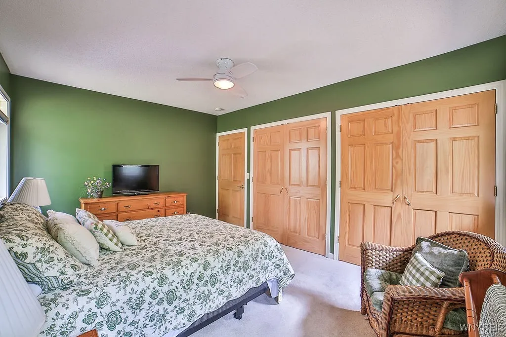 5236 Bridle Path Lane, Lewiston, New York 14092, Lewiston, New York 14092, 4 Bedrooms Bedrooms, 9 Rooms Rooms,3 BathroomsBathrooms,Residential,Closed,5236 Bridle Path Lane, Lewiston, New York 14092,0,B1630030