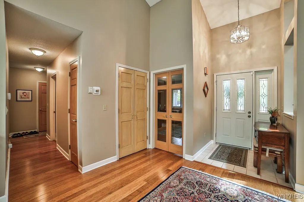 5236 Bridle Path Lane, Lewiston, New York 14092, Lewiston, New York 14092, 4 Bedrooms Bedrooms, 9 Rooms Rooms,3 BathroomsBathrooms,Residential,Closed,5236 Bridle Path Lane, Lewiston, New York 14092,0,B1630030