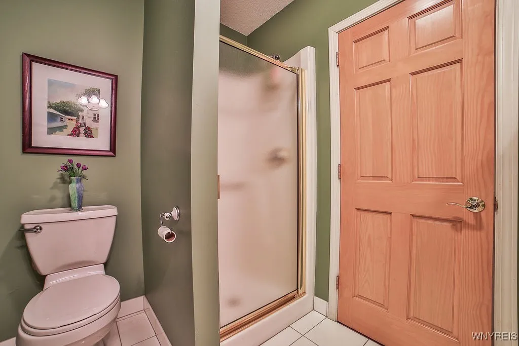 5236 Bridle Path Lane, Lewiston, New York 14092, Lewiston, New York 14092, 4 Bedrooms Bedrooms, 9 Rooms Rooms,3 BathroomsBathrooms,Residential,Closed,5236 Bridle Path Lane, Lewiston, New York 14092,0,B1630030