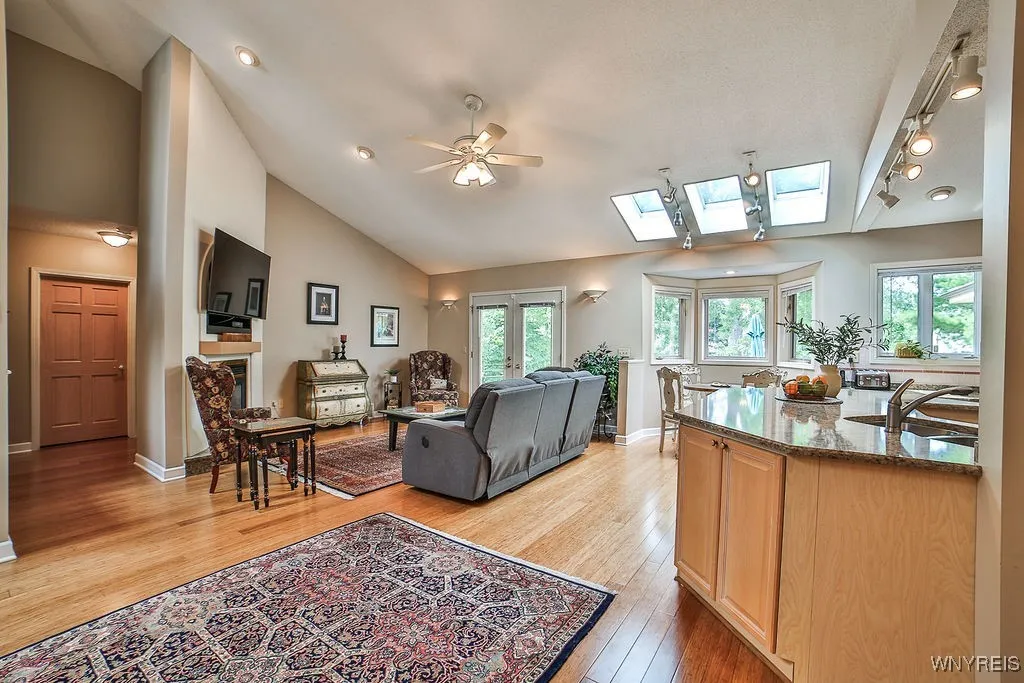 5236 Bridle Path Lane, Lewiston, New York 14092, Lewiston, New York 14092, 4 Bedrooms Bedrooms, 9 Rooms Rooms,3 BathroomsBathrooms,Residential,Closed,5236 Bridle Path Lane, Lewiston, New York 14092,0,B1630030