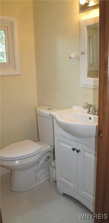 1206 Stony Point Road, Grand Island, New York 1407, Grand Island, New York 14072, 3 Bedrooms Bedrooms, 7 Rooms Rooms,1 BathroomBathrooms,Residential,Closed,1206 Stony Point Road, Grand Island, New York 1407,0,B1631368