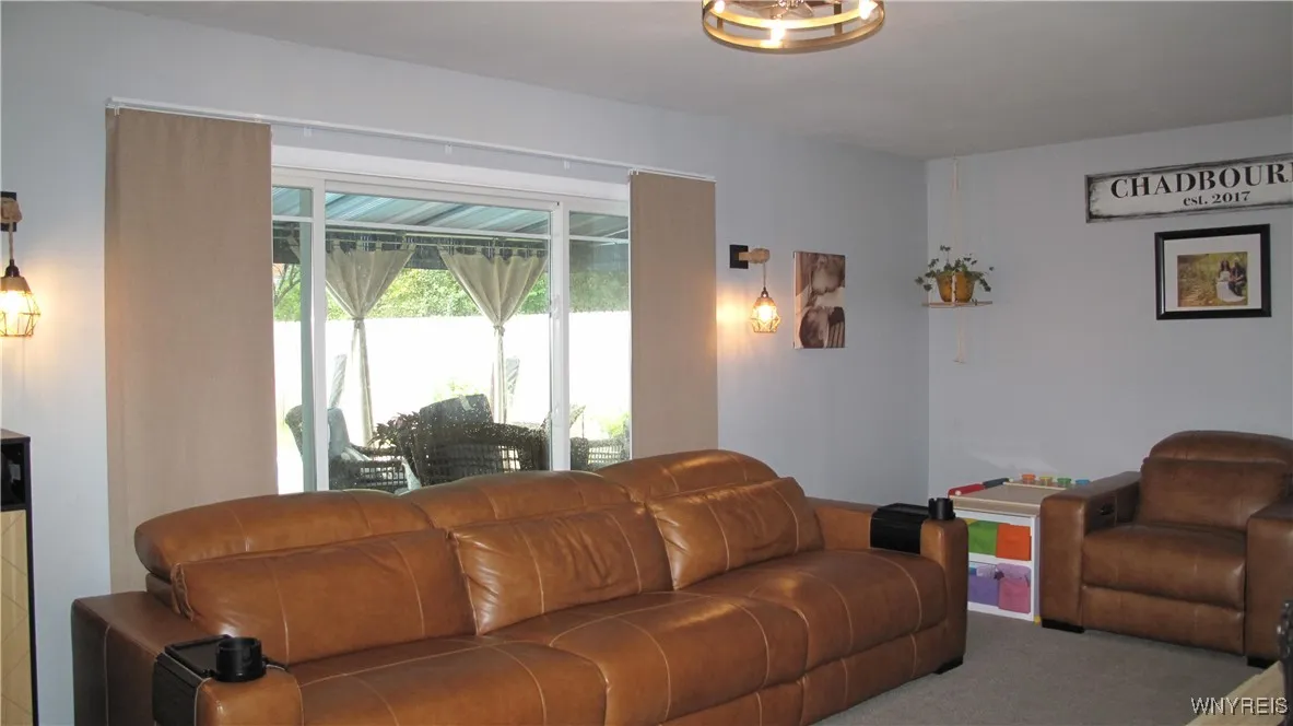 1206 Stony Point Road, Grand Island, New York 1407, Grand Island, New York 14072, 1 Bedroom Bedrooms, 7 Rooms Rooms,1 BathroomBathrooms,Residential,For Sale,1206 Stony Point Road, Grand Island, New York 1407,B1631368