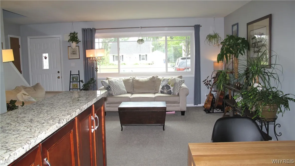 1206 Stony Point Road, Grand Island, New York 1407, Grand Island, New York 14072, 1 Bedroom Bedrooms, 7 Rooms Rooms,1 BathroomBathrooms,Residential,For Sale,1206 Stony Point Road, Grand Island, New York 1407,B1631368
