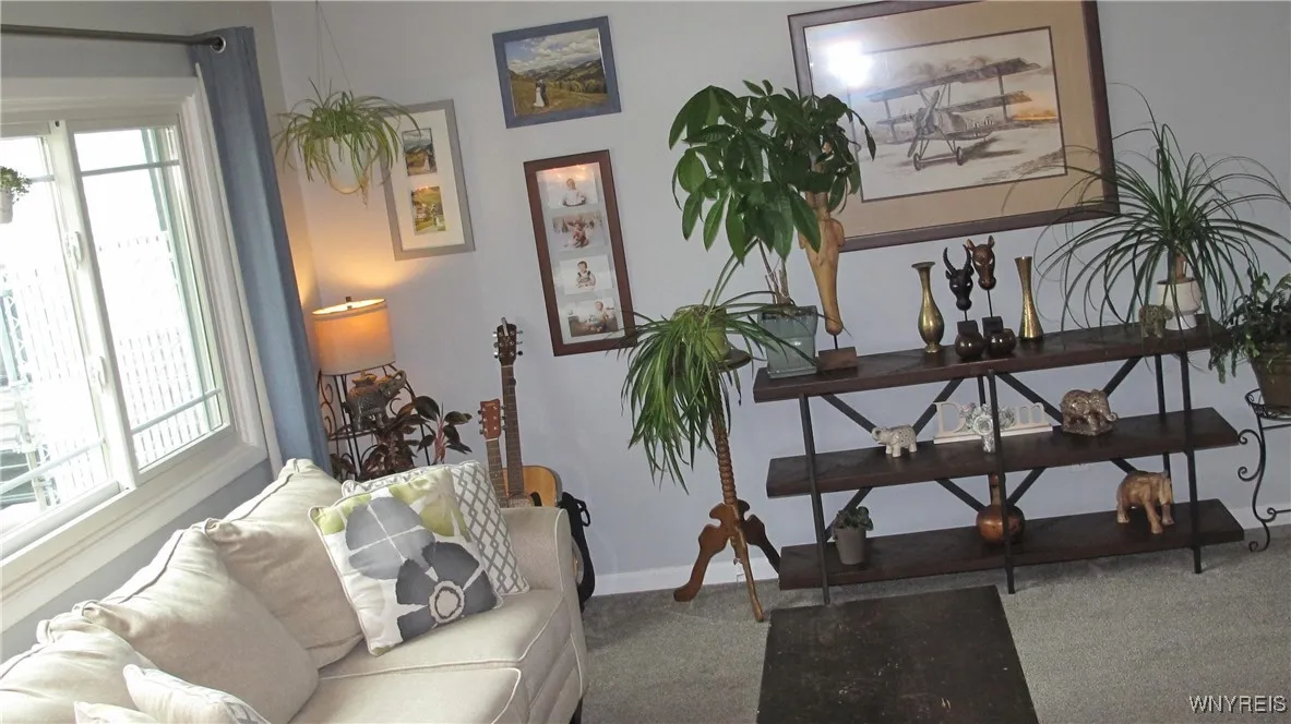 1206 Stony Point Road, Grand Island, New York 1407, Grand Island, New York 14072, 1 Bedroom Bedrooms, 7 Rooms Rooms,1 BathroomBathrooms,Residential,For Sale,1206 Stony Point Road, Grand Island, New York 1407,B1631368