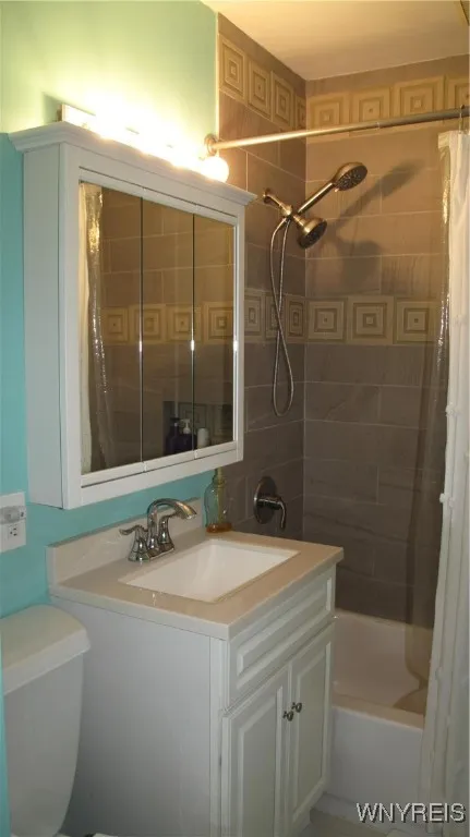 1206 Stony Point Road, Grand Island, New York 1407, Grand Island, New York 14072, 1 Bedroom Bedrooms, 7 Rooms Rooms,1 BathroomBathrooms,Residential,For Sale,1206 Stony Point Road, Grand Island, New York 1407,B1631368