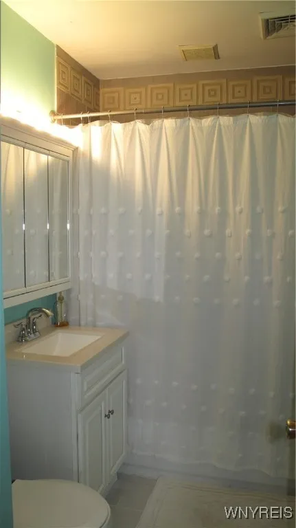 1206 Stony Point Road, Grand Island, New York 1407, Grand Island, New York 14072, 1 Bedroom Bedrooms, 7 Rooms Rooms,1 BathroomBathrooms,Residential,For Sale,1206 Stony Point Road, Grand Island, New York 1407,B1631368