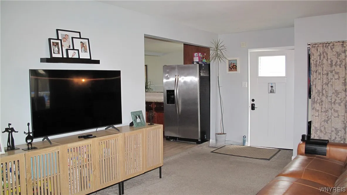 1206 Stony Point Road, Grand Island, New York 1407, Grand Island, New York 14072, 1 Bedroom Bedrooms, 7 Rooms Rooms,1 BathroomBathrooms,Residential,For Sale,1206 Stony Point Road, Grand Island, New York 1407,B1631368