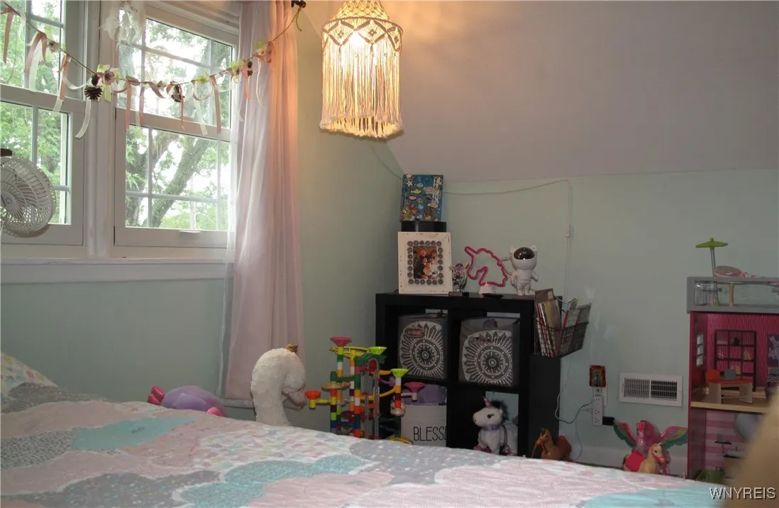 1206 Stony Point Road, Grand Island, New York 1407, Grand Island, New York 14072, 1 Bedroom Bedrooms, 7 Rooms Rooms,1 BathroomBathrooms,Residential,For Sale,1206 Stony Point Road, Grand Island, New York 1407,B1631368