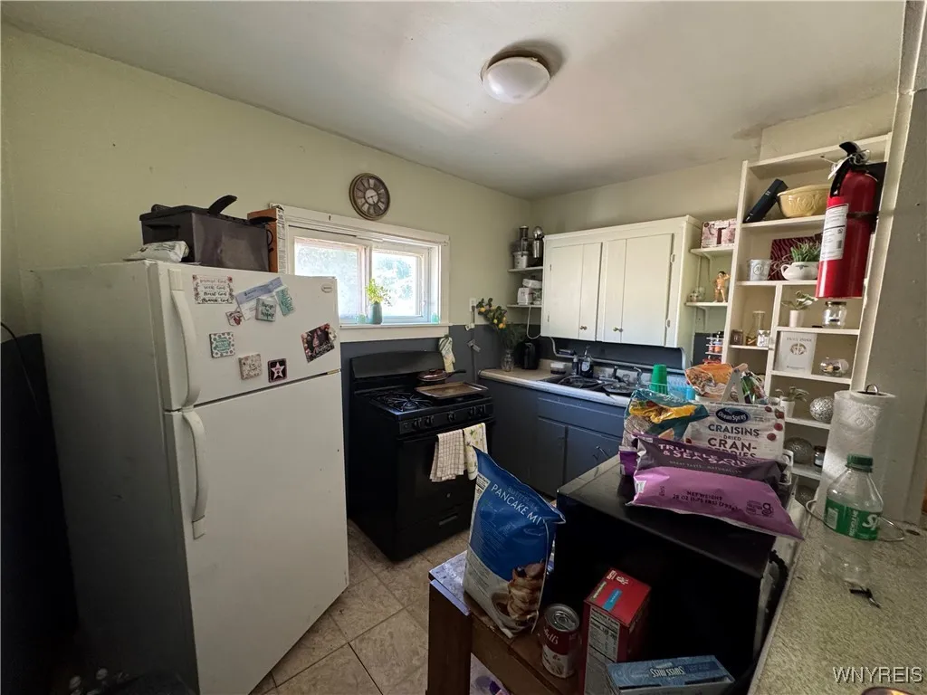 Upper kitchen
