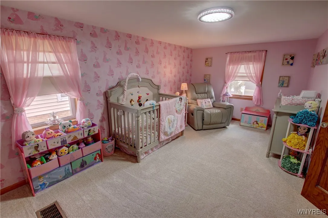 121 Pierce Street, Buffalo, New York 14206, Buffalo, New York 14206, 3 Bedrooms Bedrooms, 8 Rooms Rooms,2 BathroomsBathrooms,Residential,Closed,121 Pierce Street, Buffalo, New York 14206,0,B1631517