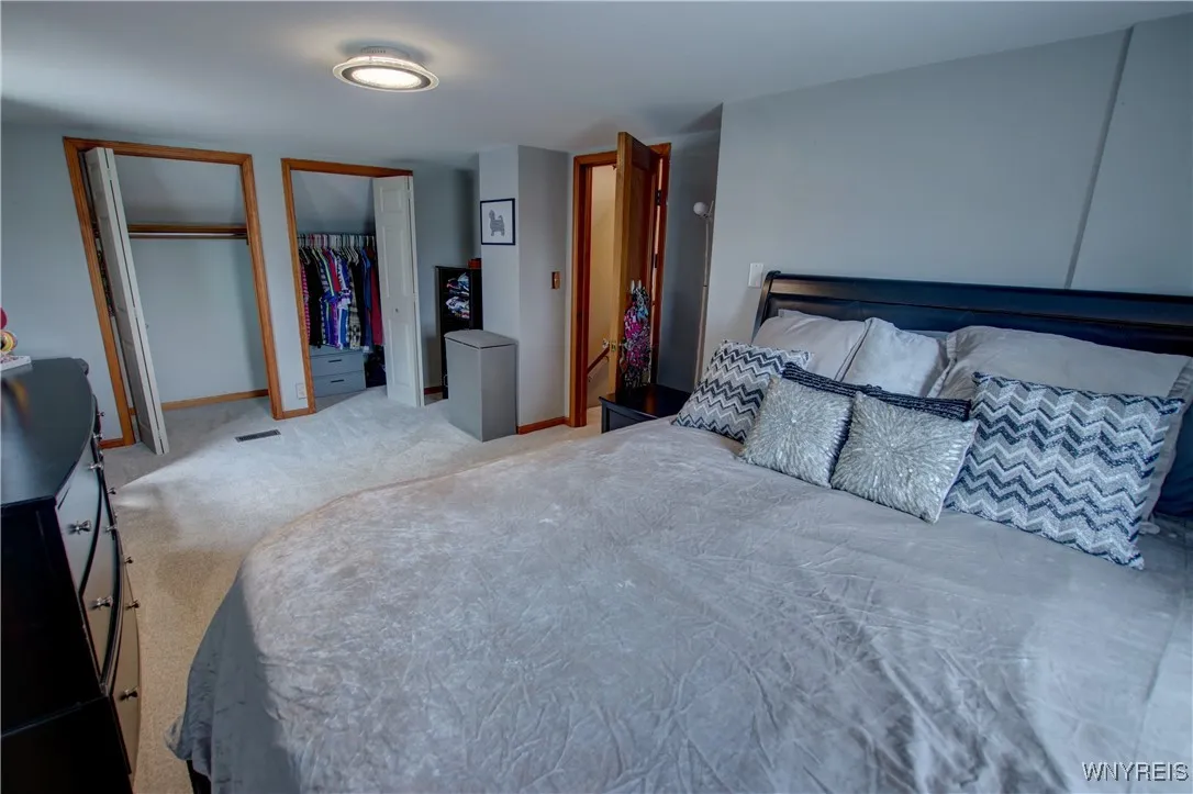 121 Pierce Street, Buffalo, New York 14206, Buffalo, New York 14206, 3 Bedrooms Bedrooms, 8 Rooms Rooms,2 BathroomsBathrooms,Residential,For Sale,121 Pierce Street, Buffalo, New York 14206,0,B1631517