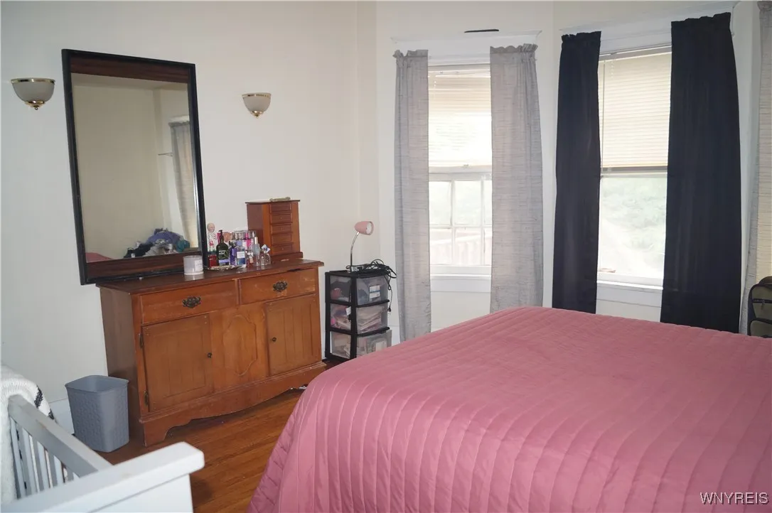 903 Amherst Street, Buffalo, New York 14216, Buffalo, New York 14216, 5 Bedrooms Bedrooms, ,3 BathroomsBathrooms,Residential,For Sale,903 Amherst Street, Buffalo, New York 14216,B1631508