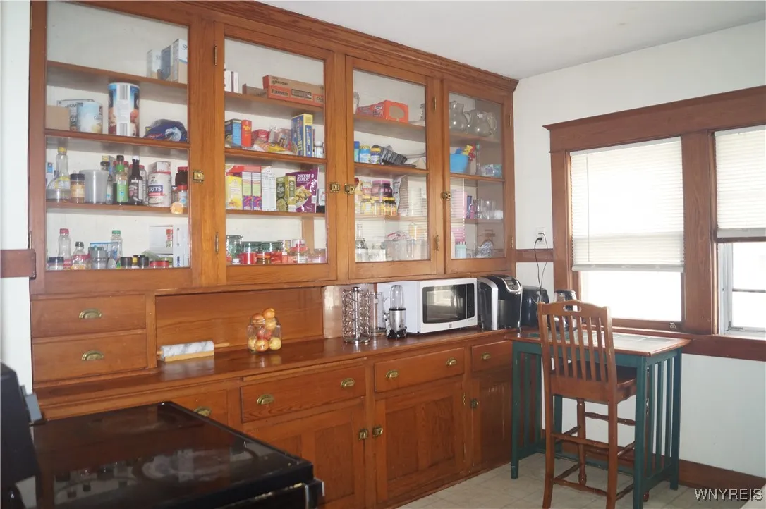 903 Amherst Street, Buffalo, New York 14216, Buffalo, New York 14216, 5 Bedrooms Bedrooms, ,3 BathroomsBathrooms,Residential,For Sale,903 Amherst Street, Buffalo, New York 14216,B1631508