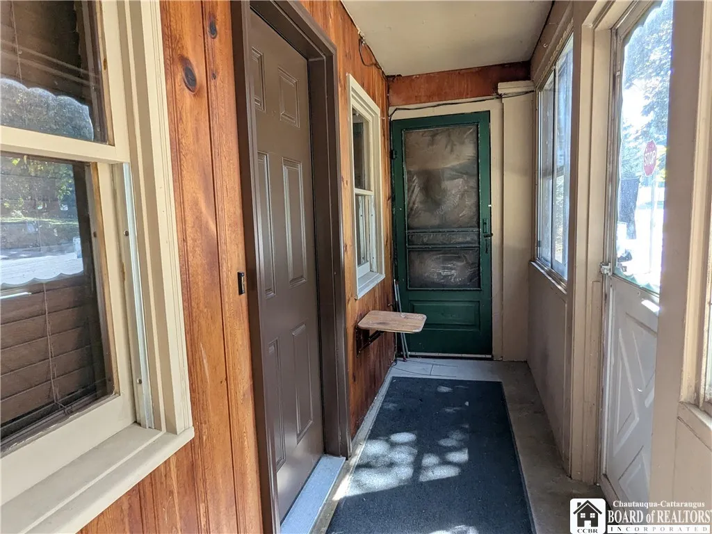 164 East Main Street, Concord, New York 14141, Concord, New York 14141, 3 Bedrooms Bedrooms, 8 Rooms Rooms,2 BathroomsBathrooms,Residential,Closed,164 East Main Street, Concord, New York 14141,0,R1631493