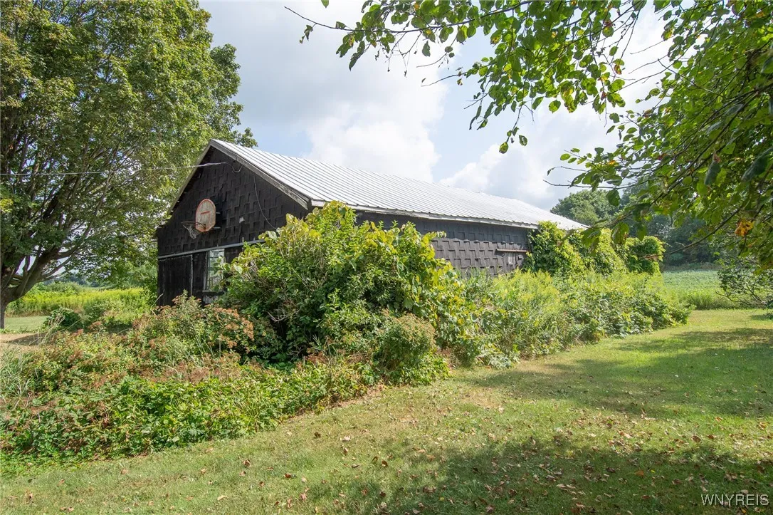Barn