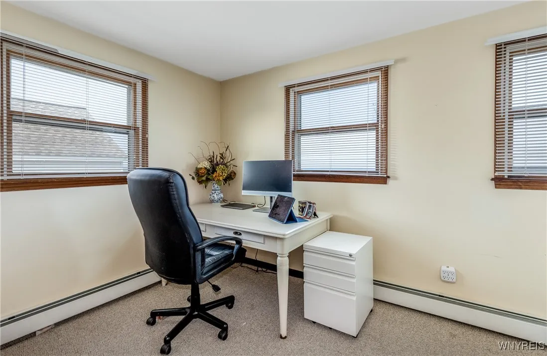 241 South Shore Drive, Hamburg, New York 14219, Hamburg, New York 14219, 3 Bedrooms Bedrooms, 7 Rooms Rooms,2 BathroomsBathrooms,Residential,For Sale,241 South Shore Drive, Hamburg, New York 14219,B1631583