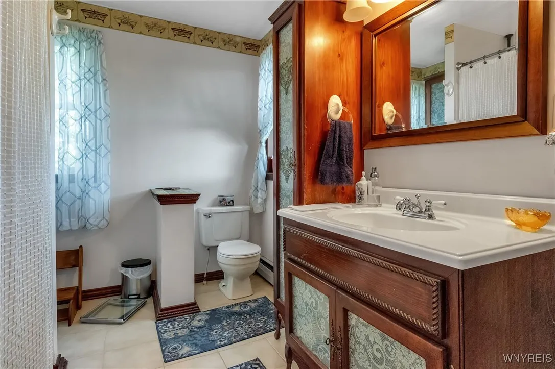 2492 March Road, Eden, New York 14057, Eden, New York 14057, 5 Bedrooms Bedrooms, 8 Rooms Rooms,1 BathroomBathrooms,Residential,For Sale,2492 March Road, Eden, New York 14057,0,B1631203
