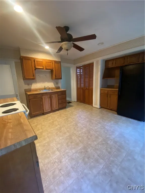 111 Seneca Avenue, Vernon, New York 13421, Vernon, New York 13421, 2 Bedrooms Bedrooms, 6 Rooms Rooms,1 BathroomBathrooms,Residential,Closed,111 Seneca Avenue, Vernon, New York 13421,0,S1630814