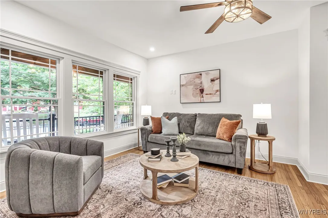 842 Oakwood Avenue, Aurora, New York 14052, Aurora, New York 14052, 6 Bedrooms Bedrooms, 14 Rooms Rooms,4 BathroomsBathrooms,Residential,For Sale,842 Oakwood Avenue, Aurora, New York 14052,0,B1630507