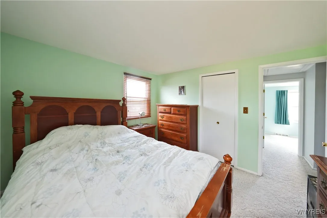 3935 Sharondale Drive, Hamburg, New York 14075, Hamburg, New York 14075, 3 Bedrooms Bedrooms, 6 Rooms Rooms,2 BathroomsBathrooms,Residential,Closed,3935 Sharondale Drive, Hamburg, New York 14075,0,B1631486