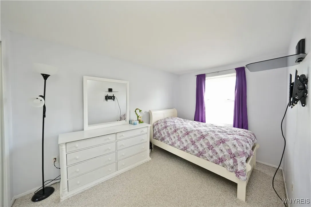 3935 Sharondale Drive, Hamburg, New York 14075, Hamburg, New York 14075, 3 Bedrooms Bedrooms, 6 Rooms Rooms,2 BathroomsBathrooms,Residential,Closed,3935 Sharondale Drive, Hamburg, New York 14075,0,B1631486