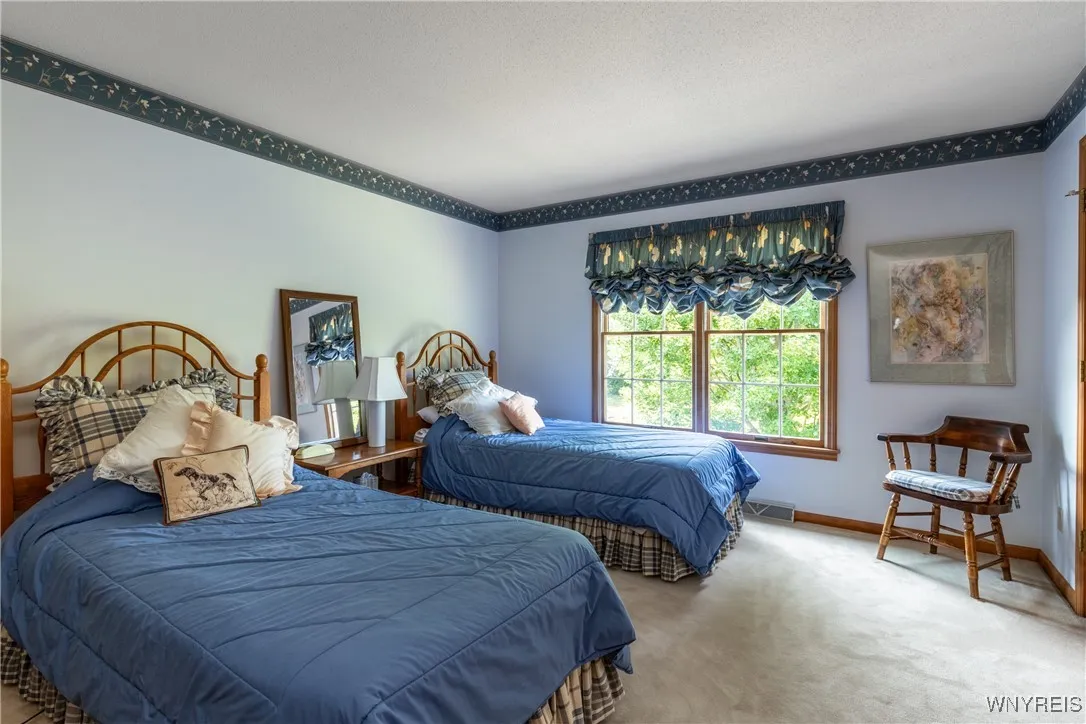 5864 Forest Creek Drive, Clarence, New York 14051, Clarence, New York 14051, 3 Bedrooms Bedrooms, 11 Rooms Rooms,2 BathroomsBathrooms,Residential,For Sale,5864 Forest Creek Drive, Clarence, New York 14051,B1628661