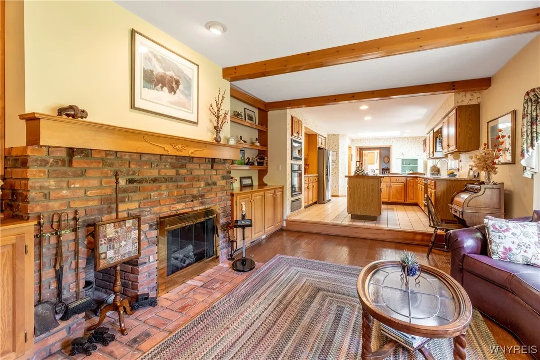5864 Forest Creek Drive, Clarence, New York 14051, Clarence, New York 14051, 3 Bedrooms Bedrooms, 11 Rooms Rooms,2 BathroomsBathrooms,Residential,For Sale,5864 Forest Creek Drive, Clarence, New York 14051,B1628661