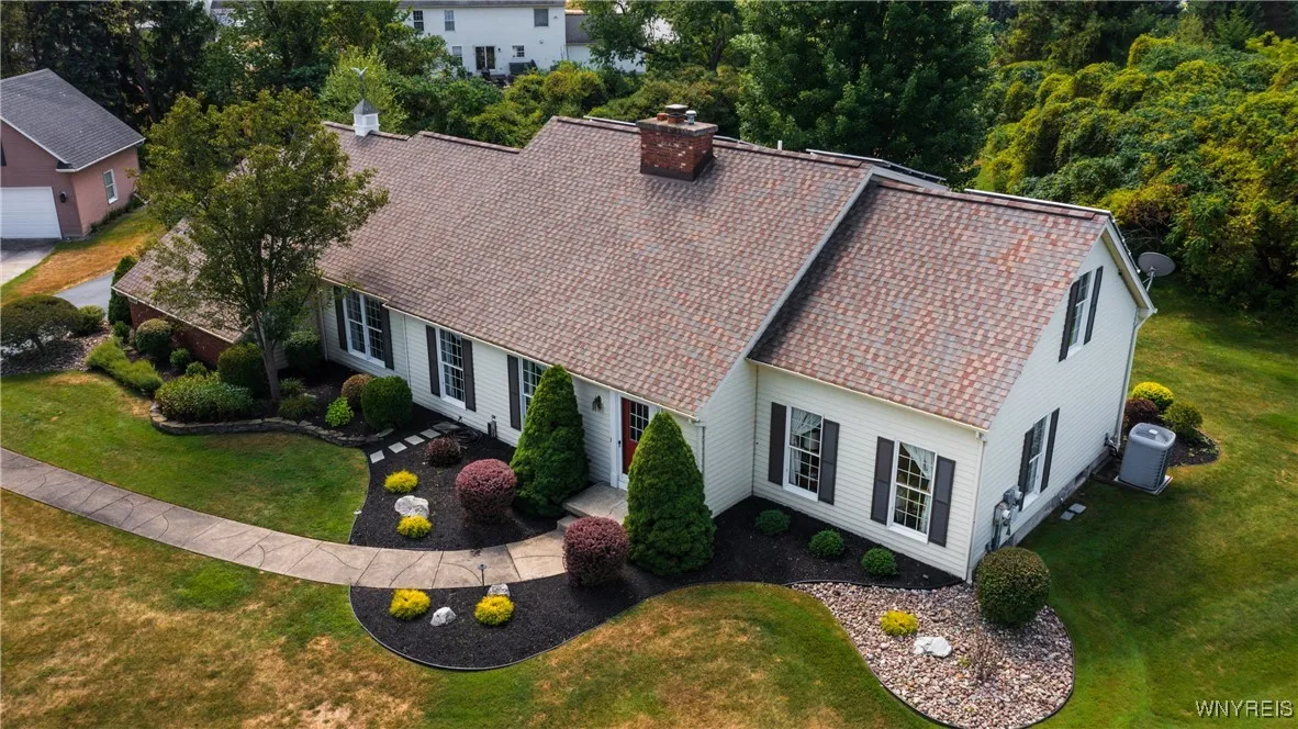 5864 Forest Creek Drive, Clarence, New York 14051, Clarence, New York 14051, 3 Bedrooms Bedrooms, 11 Rooms Rooms,2 BathroomsBathrooms,Residential,For Sale,5864 Forest Creek Drive, Clarence, New York 14051,B1628661