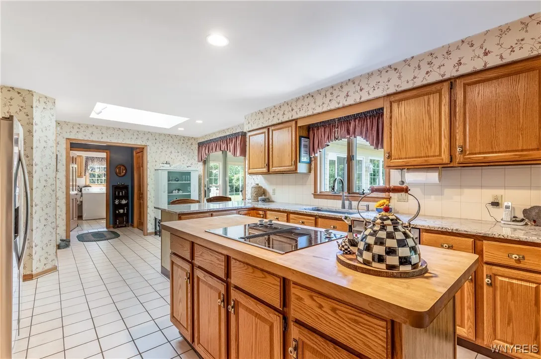 5864 Forest Creek Drive, Clarence, New York 14051, Clarence, New York 14051, 3 Bedrooms Bedrooms, 11 Rooms Rooms,2 BathroomsBathrooms,Residential,For Sale,5864 Forest Creek Drive, Clarence, New York 14051,B1628661