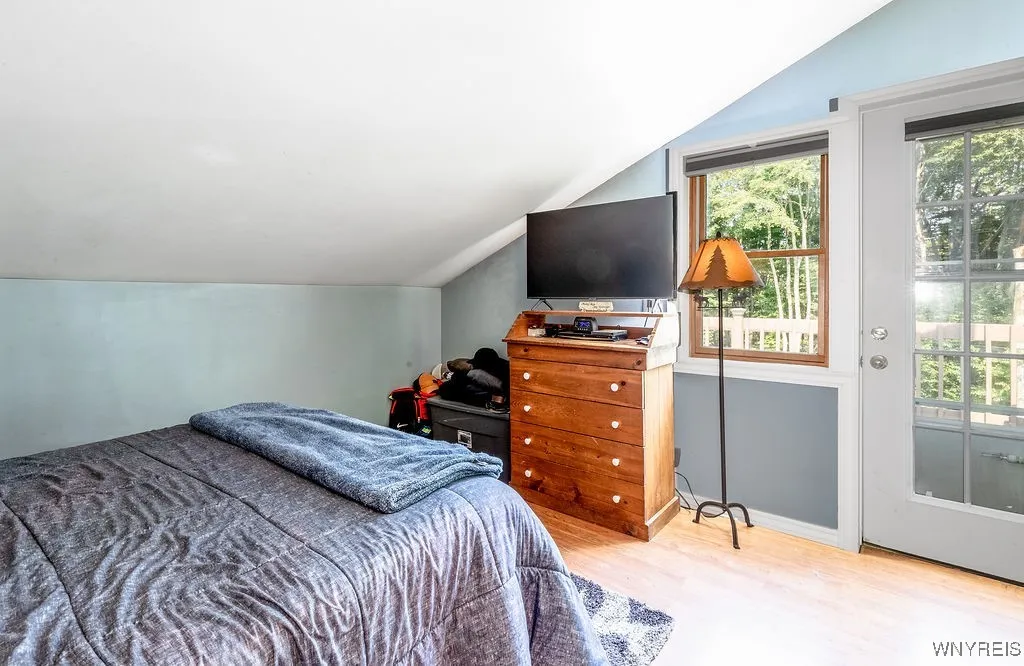 9523 South Protection Road, Holland, New York 1408, Holland, New York 14080, 2 Bedrooms Bedrooms, 5 Rooms Rooms,1 BathroomBathrooms,Residential,Closed,9523 South Protection Road, Holland, New York 1408,0,B1631593