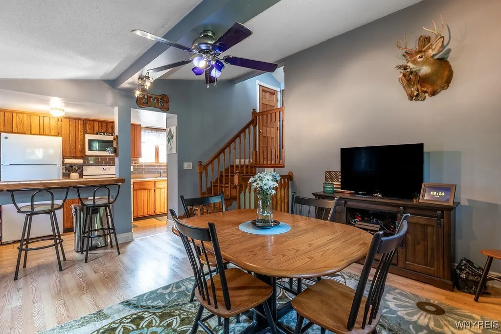 9523 South Protection Road, Holland, New York 1408, Holland, New York 14080, 2 Bedrooms Bedrooms, 5 Rooms Rooms,1 BathroomBathrooms,Residential,Closed,9523 South Protection Road, Holland, New York 1408,0,B1631593