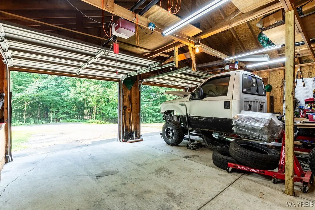 9523 South Protection Road, Holland, New York 1408, Holland, New York 14080, 2 Bedrooms Bedrooms, 5 Rooms Rooms,1 BathroomBathrooms,Residential,Closed,9523 South Protection Road, Holland, New York 1408,0,B1631593