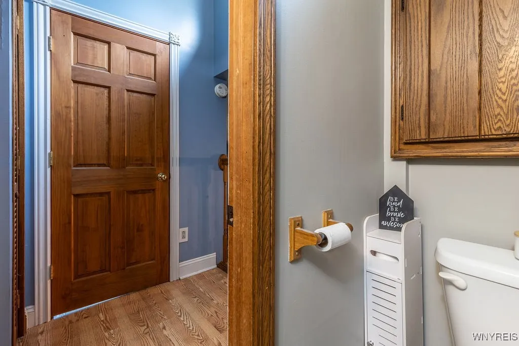 9523 South Protection Road, Holland, New York 1408, Holland, New York 14080, 2 Bedrooms Bedrooms, 5 Rooms Rooms,1 BathroomBathrooms,Residential,Closed,9523 South Protection Road, Holland, New York 1408,0,B1631593