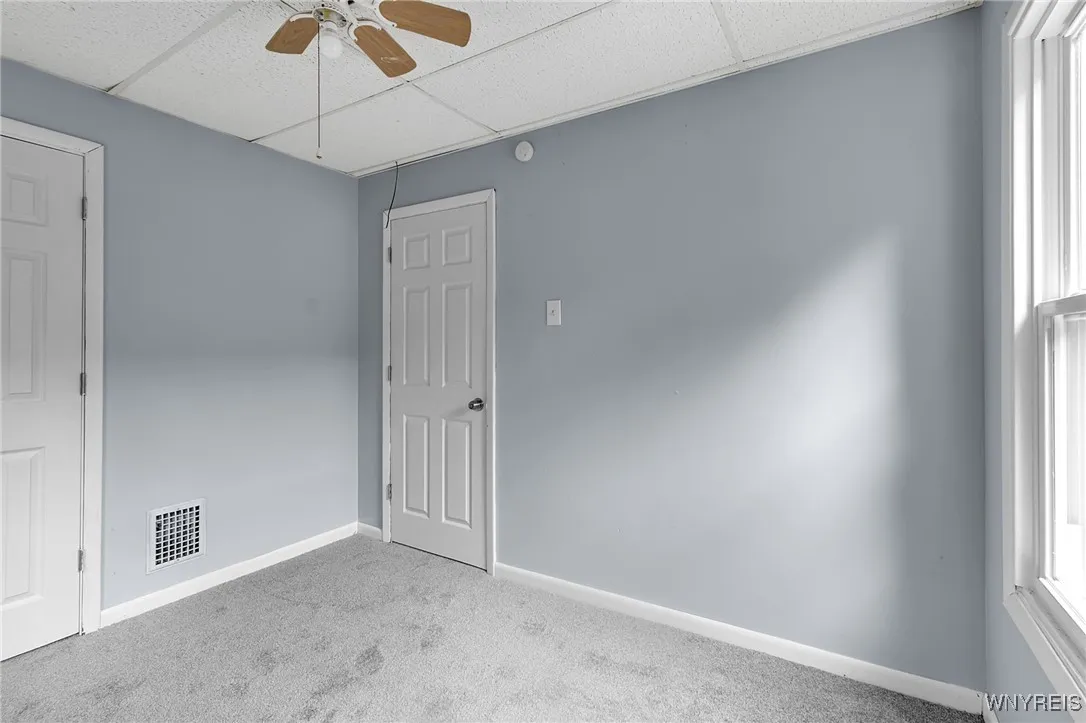 2431 Ontario Avenue, Niagara Falls, New York 14305, Niagara Falls, New York 14305, 3 Bedrooms Bedrooms, 7 Rooms Rooms,2 BathroomsBathrooms,Residential,Closed,2431 Ontario Avenue, Niagara Falls, New York 14305,0,B1631604