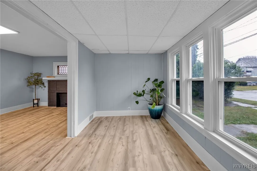 2431 Ontario Avenue, Niagara Falls, New York 14305, Niagara Falls, New York 14305, 3 Bedrooms Bedrooms, 7 Rooms Rooms,2 BathroomsBathrooms,Residential,Closed,2431 Ontario Avenue, Niagara Falls, New York 14305,0,B1631604