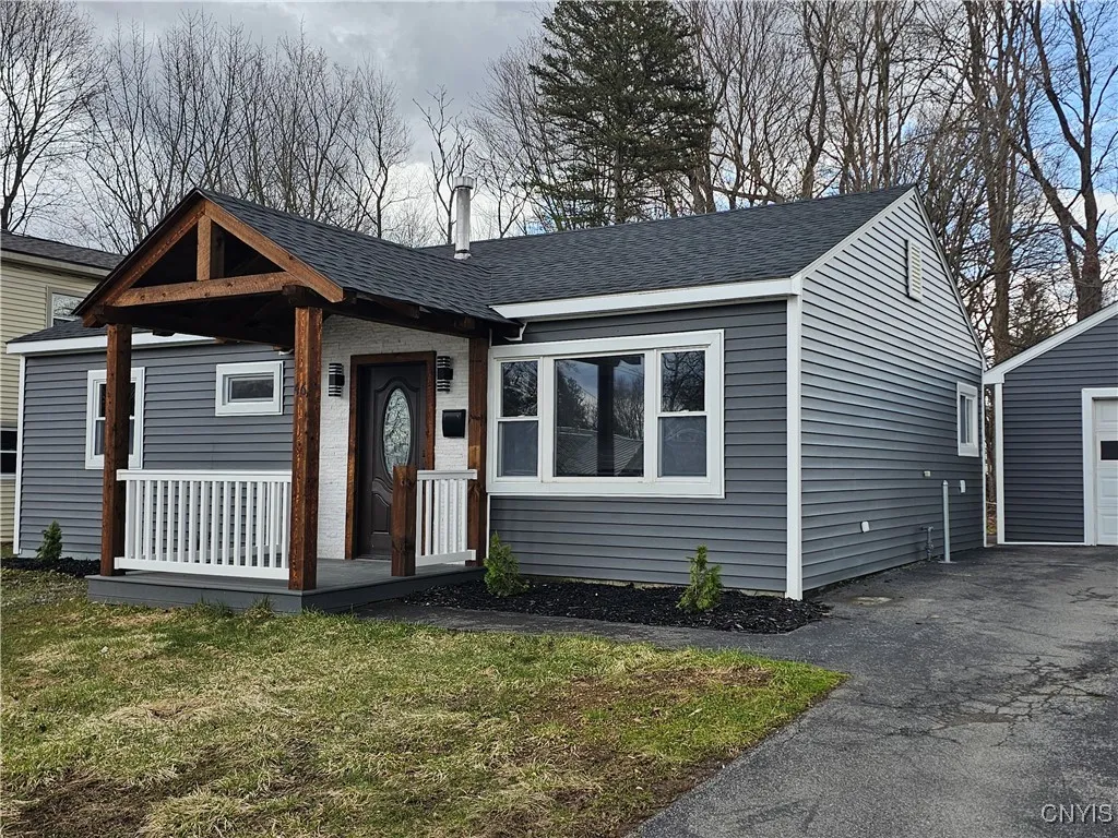 46 Walnut Drive, Whitestown, New York 13492, Whitestown, New York 13492, 3 Bedrooms Bedrooms, 5 Rooms Rooms,1 BathroomBathrooms,Residential,For Sale,46 Walnut Drive, Whitestown, New York 13492,0,S1631632