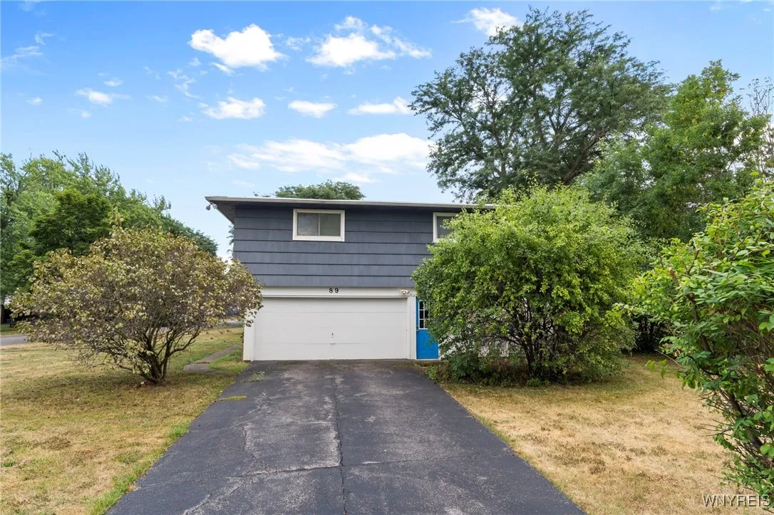 89 Devon Lane, Amherst, New York 14221, Amherst, New York 14221, 3 Bedrooms Bedrooms, 7 Rooms Rooms,2 BathroomsBathrooms,Residential,For Sale,89 Devon Lane, Amherst, New York 14221,B1631617