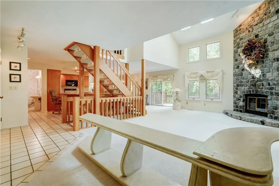 44 Colonial Circle, Perinton, New York 14450, Perinton, New York 14450, 2 Bedrooms Bedrooms, 7 Rooms Rooms,3 BathroomsBathrooms,Residential,For Sale,44 Colonial Circle, Perinton, New York 14450,0,R1631490