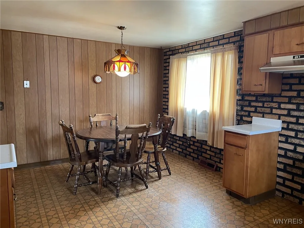87 Crandon Boulevard, Cheektowaga, New York 14225, Cheektowaga, New York 14225, 3 Bedrooms Bedrooms, 6 Rooms Rooms,1 BathroomBathrooms,Residential,For Sale,87 Crandon Boulevard, Cheektowaga, New York 14225,0,B1631384