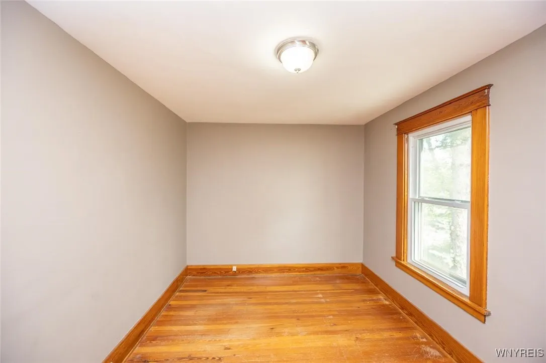 1112 College Avenue, Niagara Falls, New York 14305, Niagara Falls, New York 14305, 4 Bedrooms Bedrooms, 9 Rooms Rooms,2 BathroomsBathrooms,Residential Lease,Closed,1112 College Avenue, Niagara Falls, New York 14305,0,B1631017