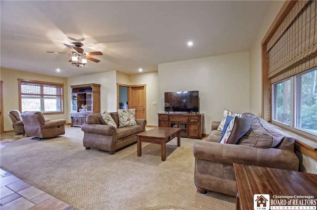 9717 Dye Road, Villenova, New York 14062, Villenova, New York 14062, 3 Bedrooms Bedrooms, 7 Rooms Rooms,2 BathroomsBathrooms,Residential,Closed,9717 Dye Road, Villenova, New York 14062,0,R1631365