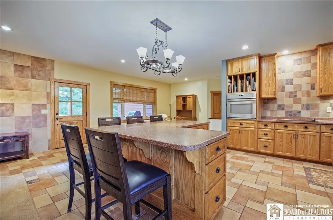 9717 Dye Road, Villenova, New York 14062, Villenova, New York 14062, 3 Bedrooms Bedrooms, 7 Rooms Rooms,2 BathroomsBathrooms,Residential,Closed,9717 Dye Road, Villenova, New York 14062,0,R1631365