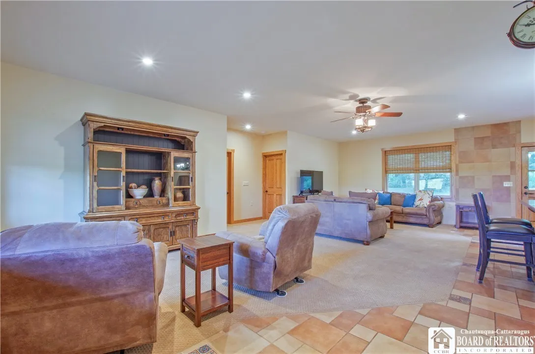 9717 Dye Road, Villenova, New York 14062, Villenova, New York 14062, 3 Bedrooms Bedrooms, 7 Rooms Rooms,2 BathroomsBathrooms,Residential,Closed,9717 Dye Road, Villenova, New York 14062,0,R1631365